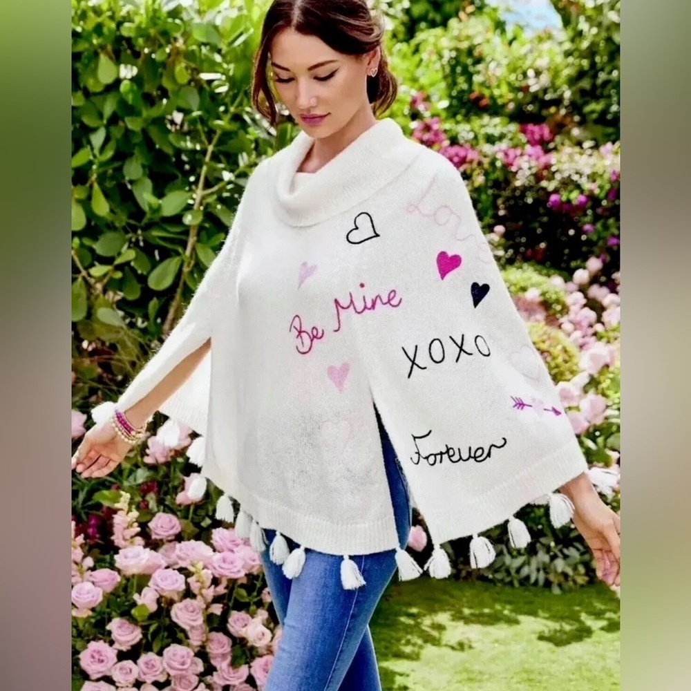 Lilly Pulitzer Kip Wrap Coconut Love Toss Poncho Be Mine S/M Small / Medium
